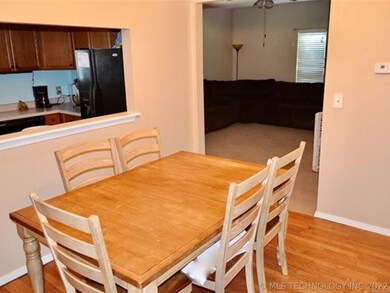 209 S Rosehill Ave, Cleveland, OK 74020 - photo 6