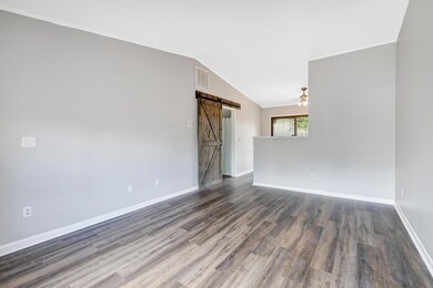 GreatRoom_Hommati102-16