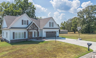 1002 Red Pine Cir, West Paducah, KY 42086 - photo 2