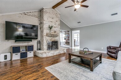 2004 Oakmeadow St, Bedford, TX 76021 - photo 6