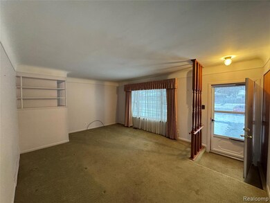 28556 Milton Ave, Warren, MI 48092 - photo 4