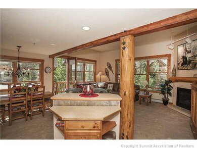 Kitchen. Trappers Crossing 8755 - Kitchen Island