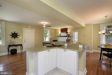 611 Hilltop Rd, Catonsville, MD 21228 - photo 6