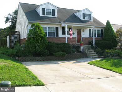 8618 Silver Knoll Dr, Perry Hall, MD 21128 - photo 2