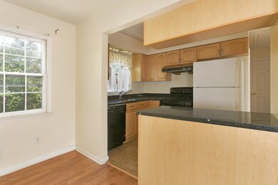 498 Elm Ave Belford NJ 07718-print-009-2