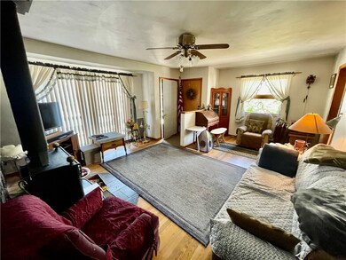 605 Oakmont Ave, Erie, PA 16505 - photo 2