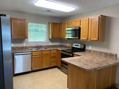 129 Shadowrock Dr, Tunnel Hill, GA 30755 - photo 3