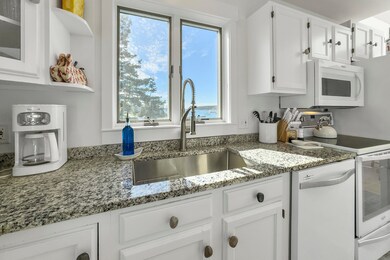 34 - 16 Raspberry Lane - Port Clyde - JA