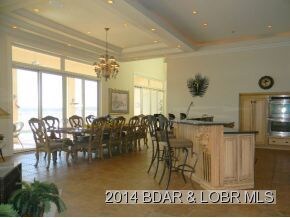 KItchen dining room Lanai