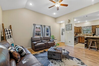 302 Olive St, Cleburne, TX 76031 - photo 6