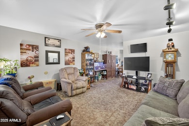 8235 N 35th Dr, Phoenix, AZ 85051 - photo 4