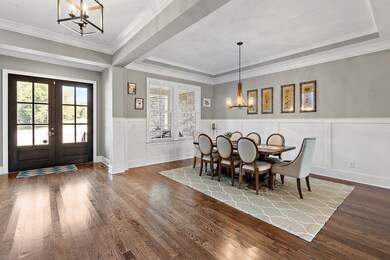 Formal Dining