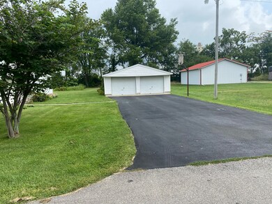 7676 E County Road 200 S, Greensburg, IN 47240 - photo 2