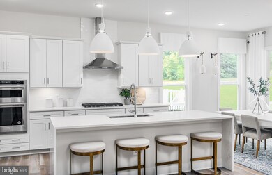 10253 Emerald Ln, Chantilly, VA 20152 - photo 2