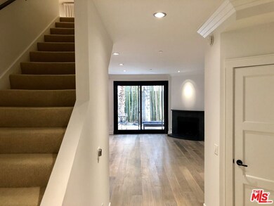 411 N Oakhurst Dr unit 103, Beverly Hills, CA 90210 - photo 5