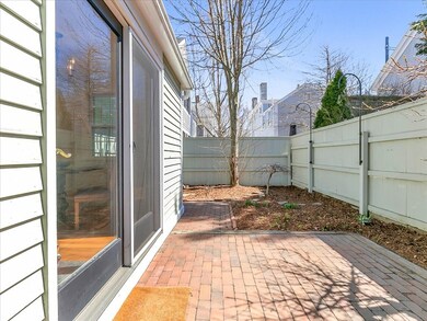 3 Atkinson St, Newburyport, MA 01950 - photo 5