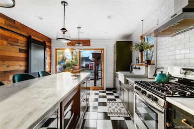 16 Wiggins Ave, Patchogue, NY 11772 - photo 3