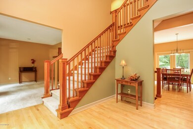 006-Foyer-3248552-medium