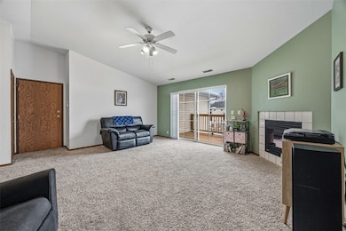 72 Miller Ave SW unit 8, Cedar Rapids, IA 52404 - photo 5