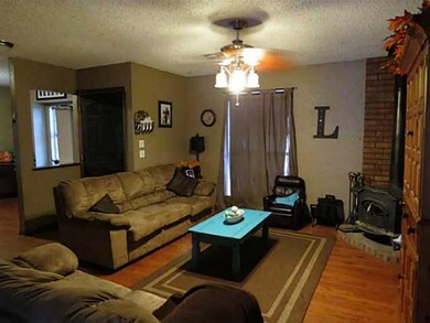 122 Tracye Dr, McLoud, OK 74851 - photo 4