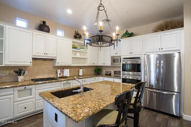 9184 E Mountain Spring Rd-14