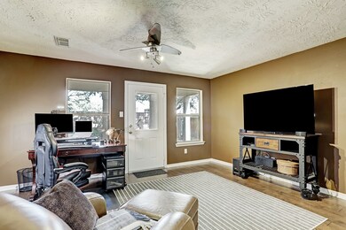 7822 Stoneyway Dr, Houston, TX 77040 - photo 5