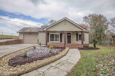 213 Mountain Rd, Clinton, TN 37716 - photo 3