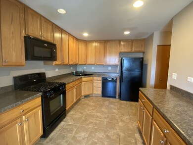 545 Yorkshire Ln, Pingree Grove, IL 60140 - photo 5