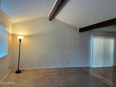 6604 S Lakeshore Dr unit D, Tempe, AZ 85283 - photo 4