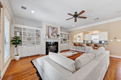 2502 Lawrence St, Houston, TX 77008 - photo 2