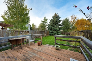 Fully fenced and pretty back yard!