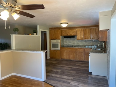 14 Marmion Ave, Worcester, MA 01606 - photo 4