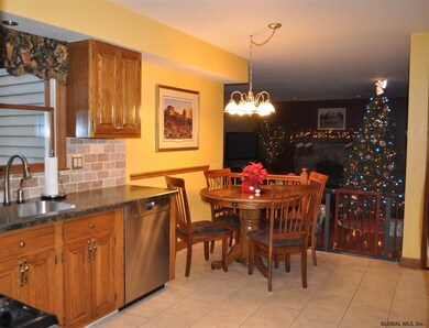 39 Nicklaus Dr, Gansevoort, NY 12831 - photo 5