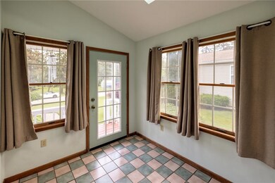 3123 Aberdeen Ave, Erie, PA 16506 - photo 3