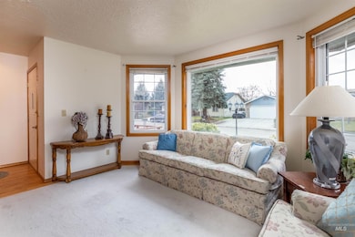 12486 W Sitka Dr, Boise, ID 83713 - photo 4