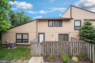 492 West Ct, Glen Burnie, MD 21061 - photo 4