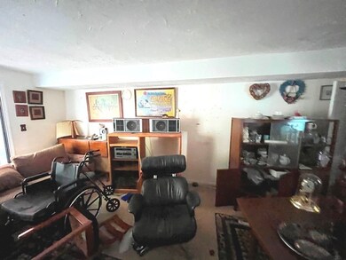 302 Windsor Dr, Framingham, MA 01701 - photo 4