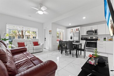 25843 SW 144th Ct unit 25843, Princeton, FL 33032 - photo 7