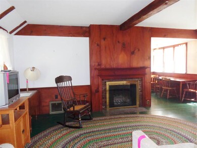 25 Crescent St, Hill, NH 03243 - photo 6