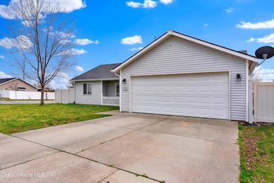 2878 E Knapp Cir, Post Falls, ID 83854 - photo 2