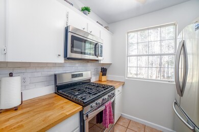 3 Treetop Ln unit 5, Kingston, MA 02364 - photo 7