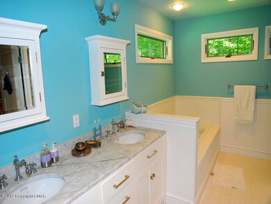 110 Crockett's Crescent, Pocono Pines, PA 18350 - photo 5
