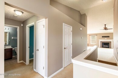 8803 Teak Dr, Louisville, KY 40228 - photo 5