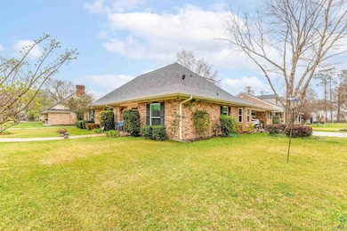 603 Evergreen St, Thibodaux, LA 70301 - photo 2