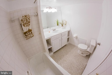 2636 Ft Farnsworth Rd unit 126, Alexandria, VA 22303 - photo 4