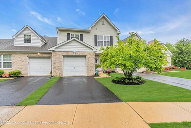 2 Lone Oak Way unit 2820, Eatontown, NJ 07724 - photo 2