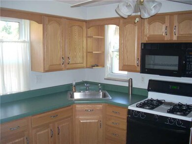 Kitchen. APPLIANCES INCLUDED-GAS STOVE,REFRIGERATO