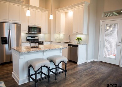 735 735 Cambridge Bend Cir, Tyler, TX 75703 - photo 6