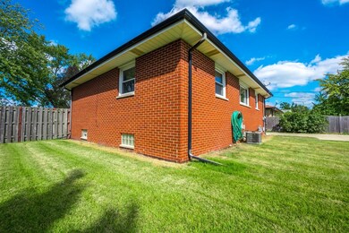 222 Carnation St, Dyer, IN 46311 - photo 7