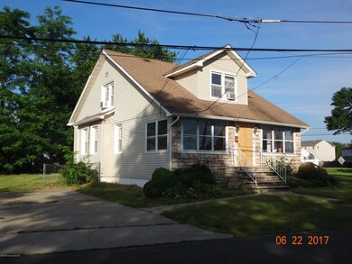 69 Bayview St, Cliffwood, NJ 07721 - photo 2